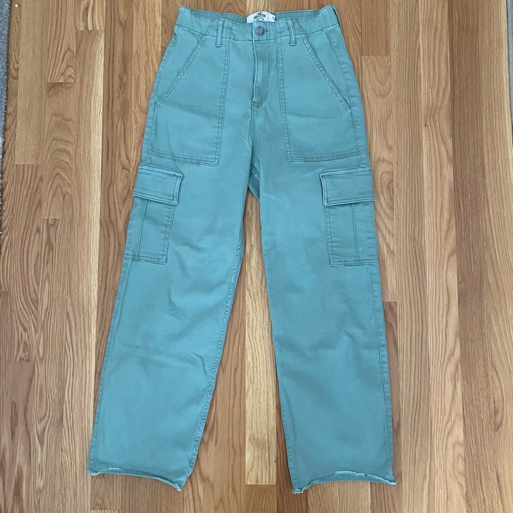 Hollister Ultra High-Rise Straight Utility Pants Size S